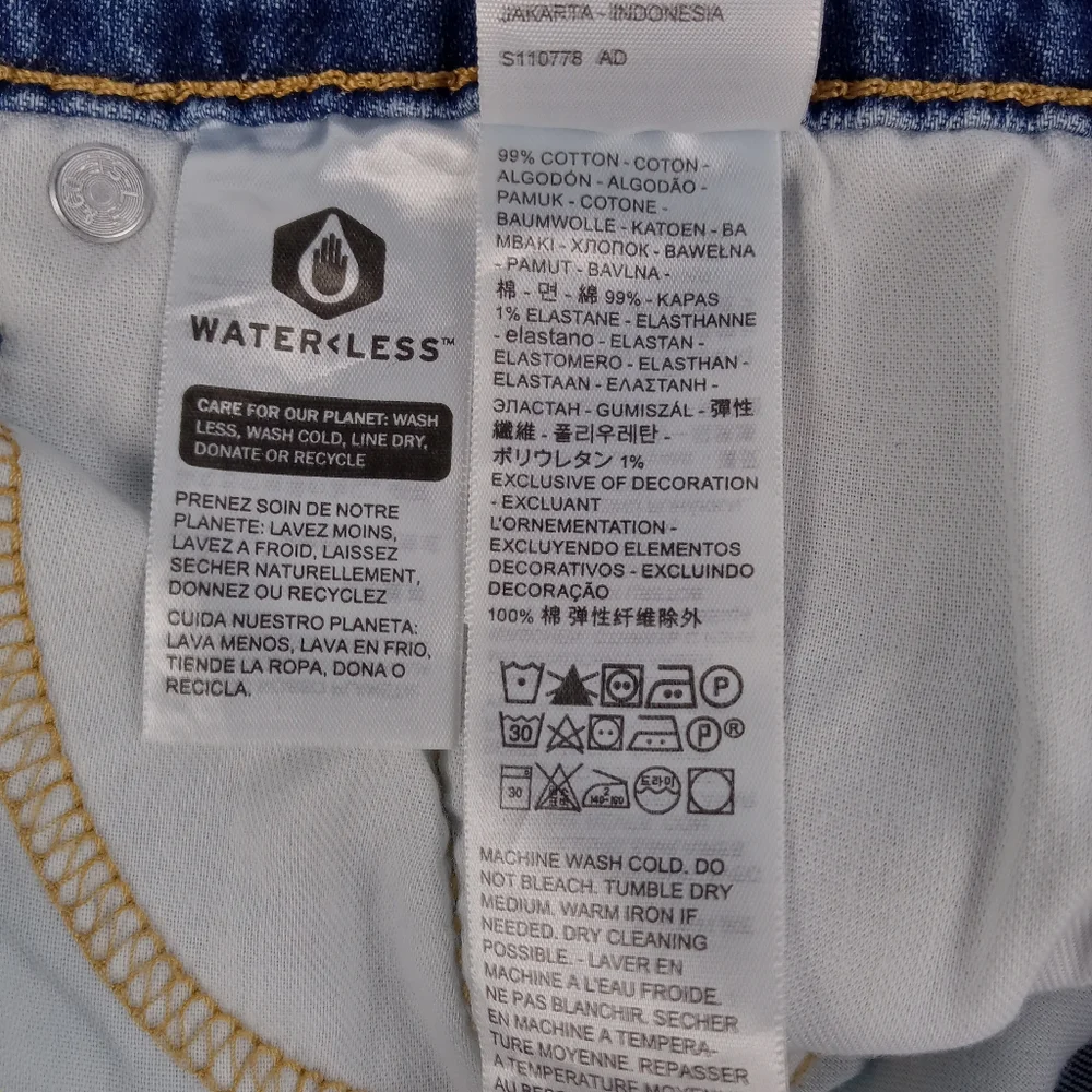 NWT Levi's 505 Jeans Size 40x29 Regular Fit Straight Leg Classic Denim 5-Pocket